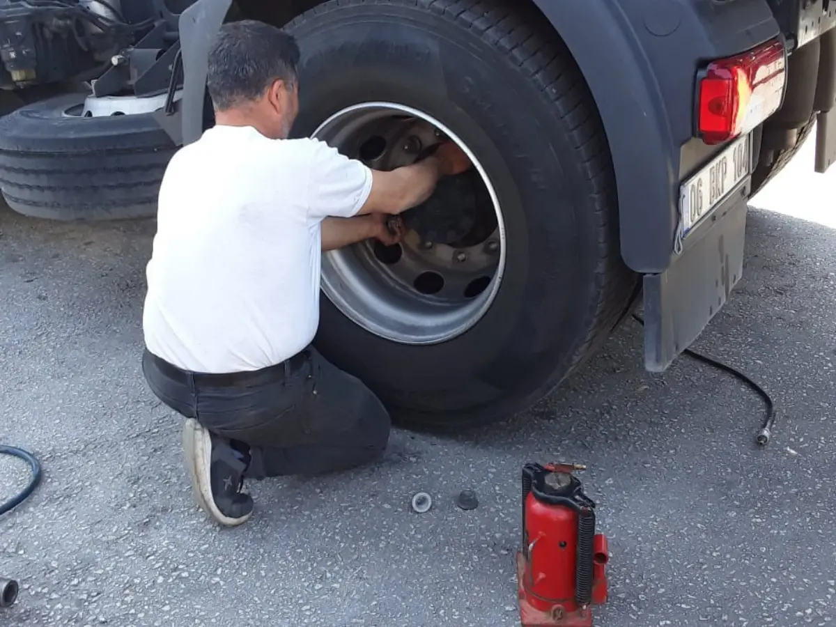 Akçadağ Oto Lastikçi